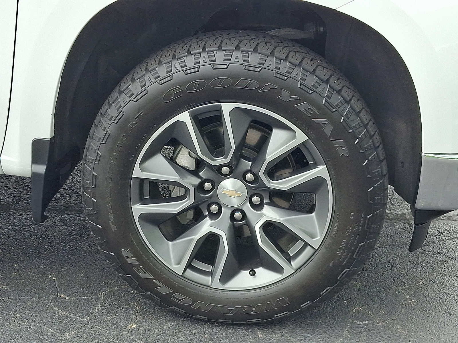 2023 Chevrolet Silverado 1500 LT (2FL)