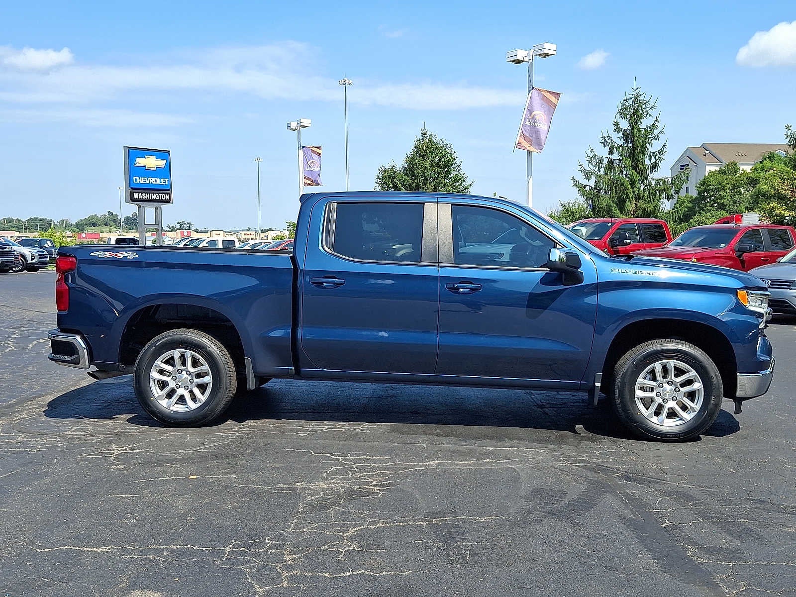 2023 Chevrolet Silverado 1500 LT