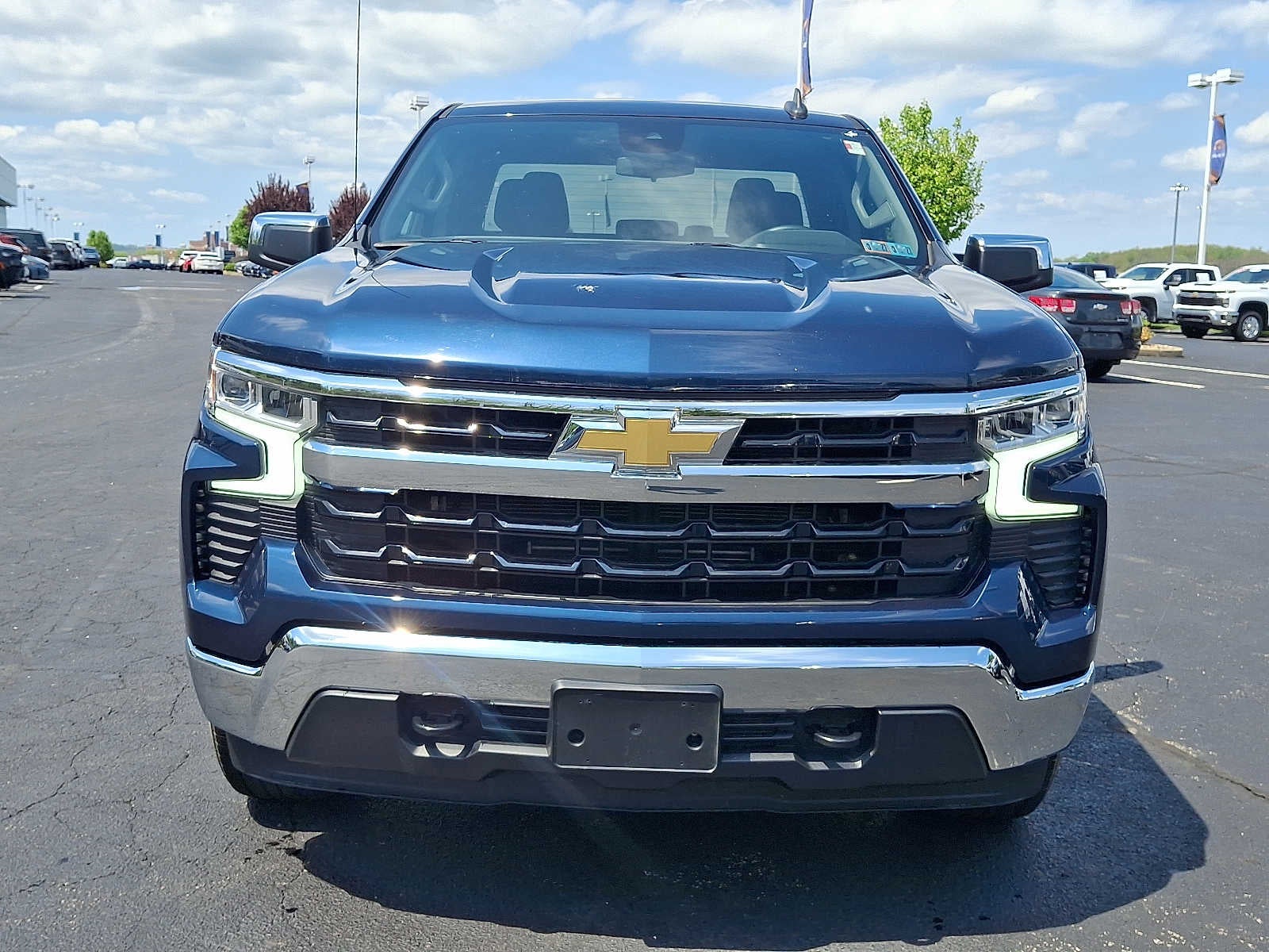 2023 Chevrolet Silverado 1500 LT (2FL)