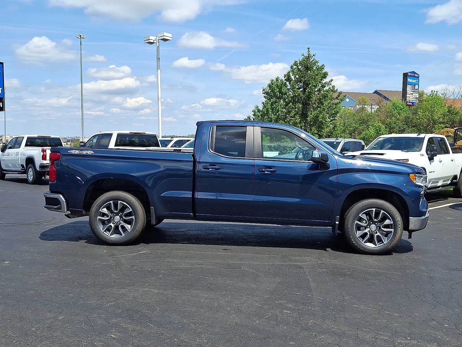 2023 Chevrolet Silverado 1500 LT (2FL)