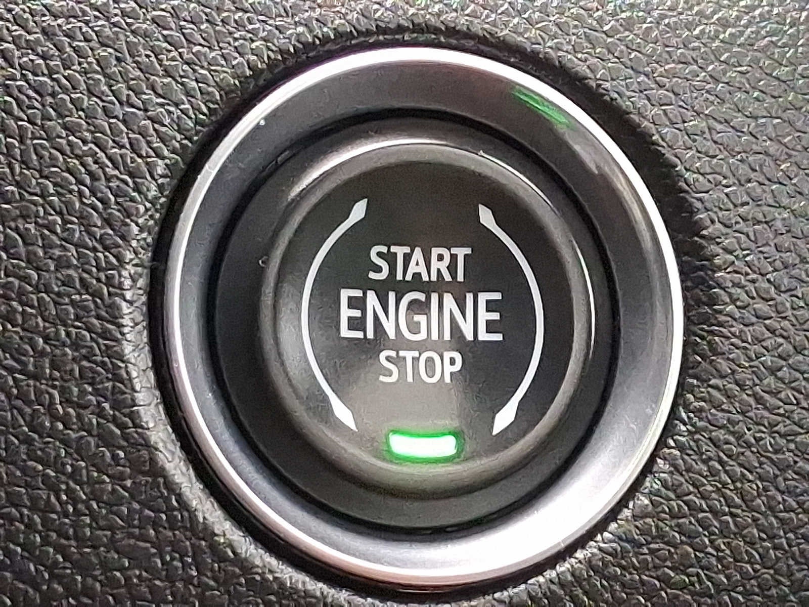 2025 GMC Acadia AT4