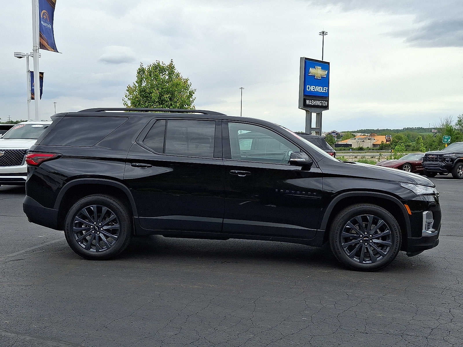 2023 Chevrolet Traverse RS