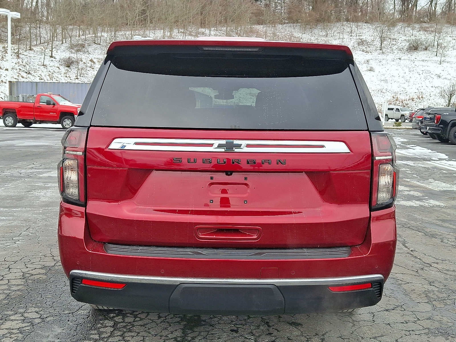 2023 Chevrolet Suburban LS