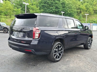 2023 Chevrolet Suburban RST