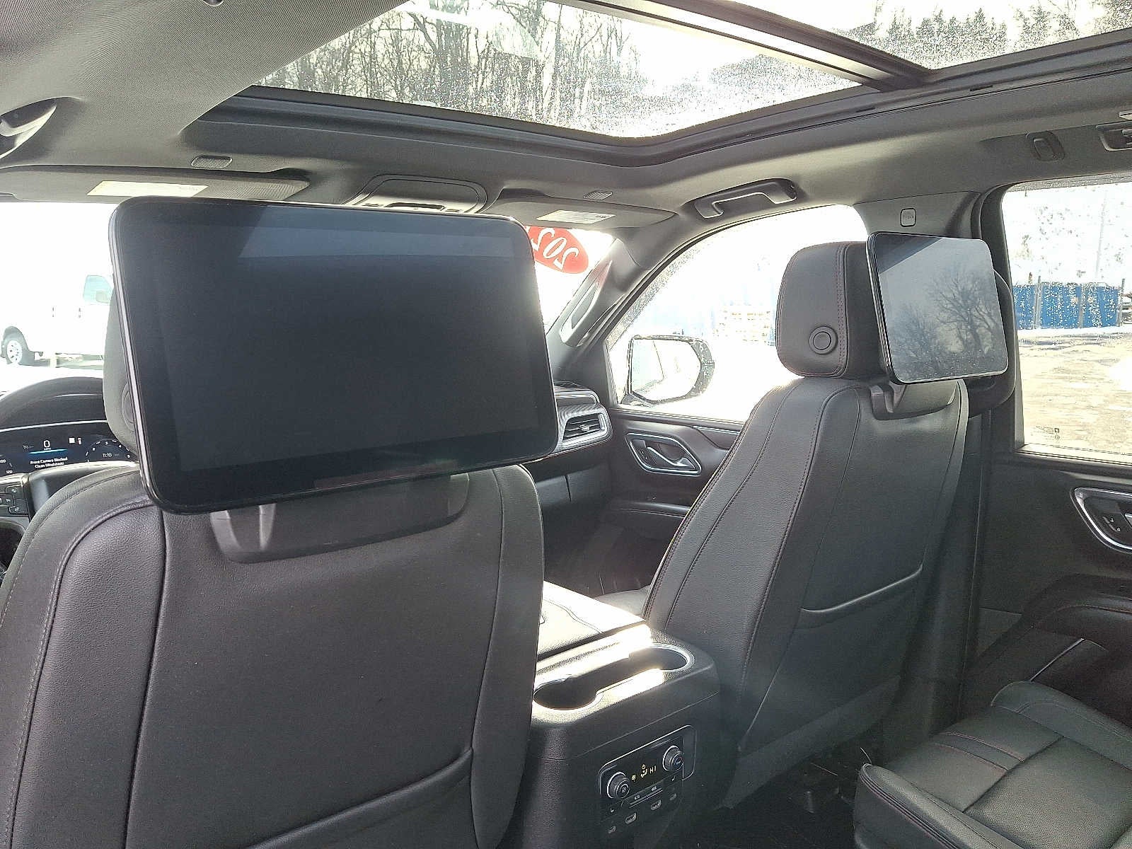 2022 Chevrolet Suburban RST