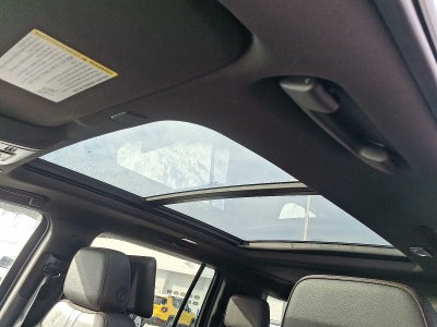 2022 Chevrolet Suburban RST