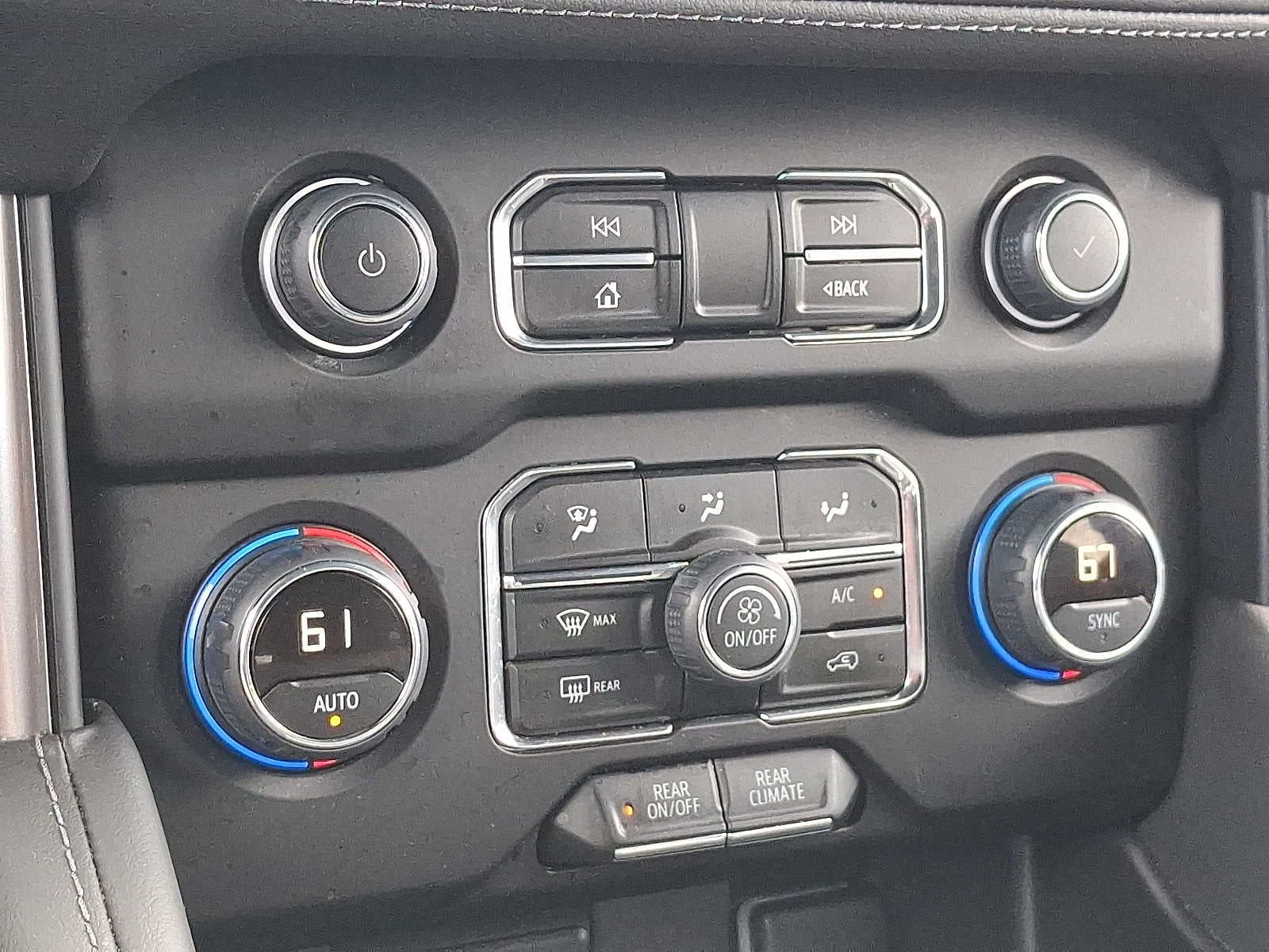 2023 Chevrolet Tahoe LS