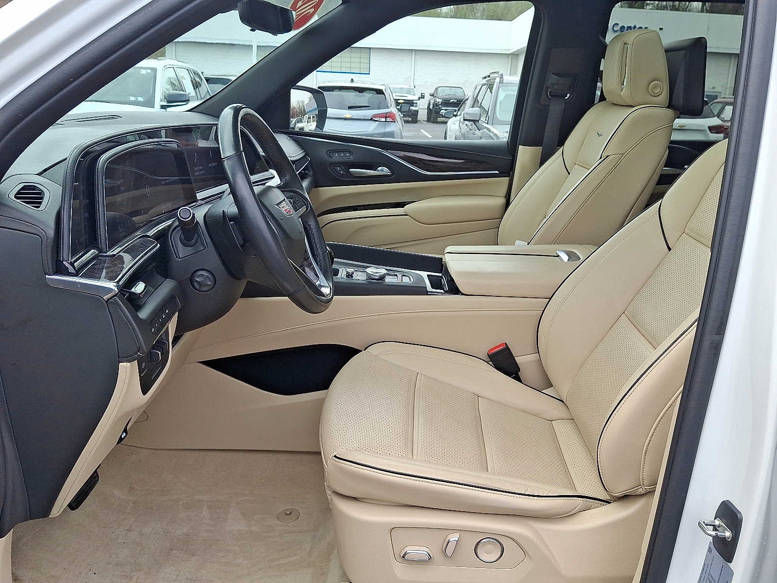 2021 Cadillac Escalade Premium Luxury