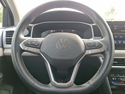 2025 Volkswagen Taos SE