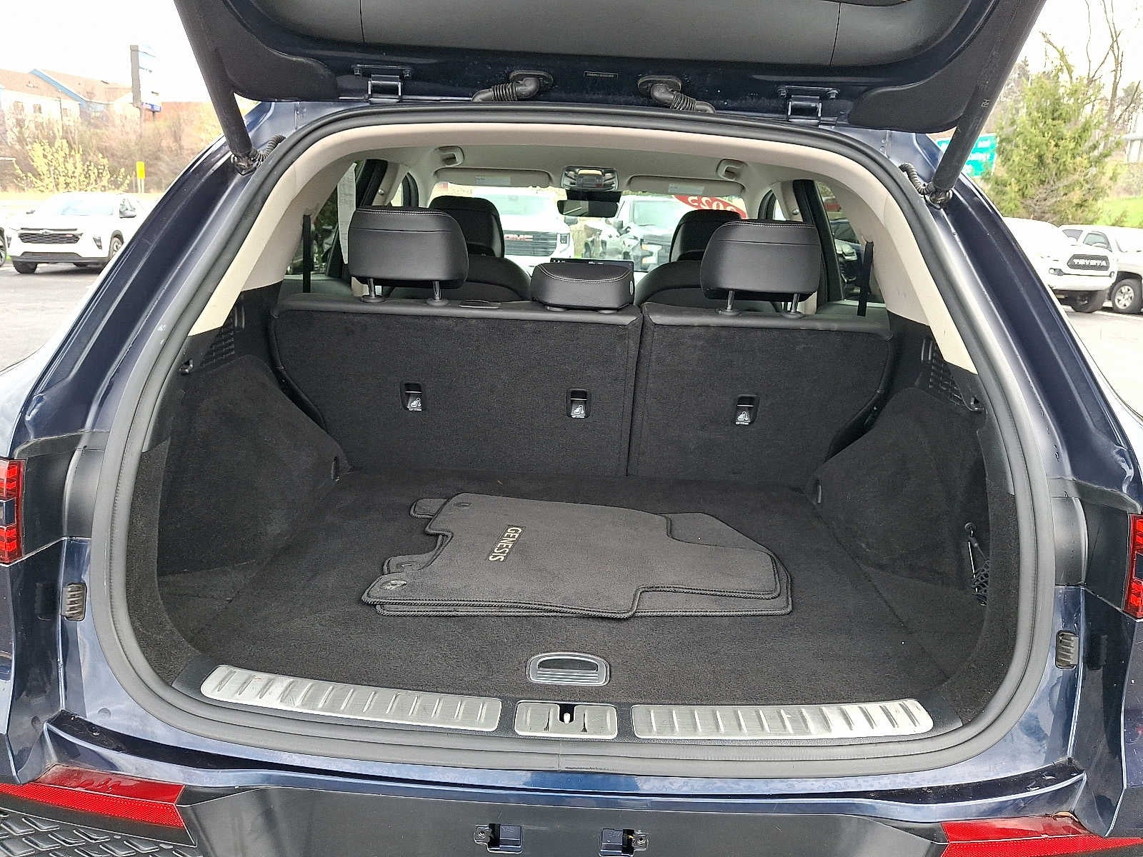 2025 Genesis GV70 2.5T