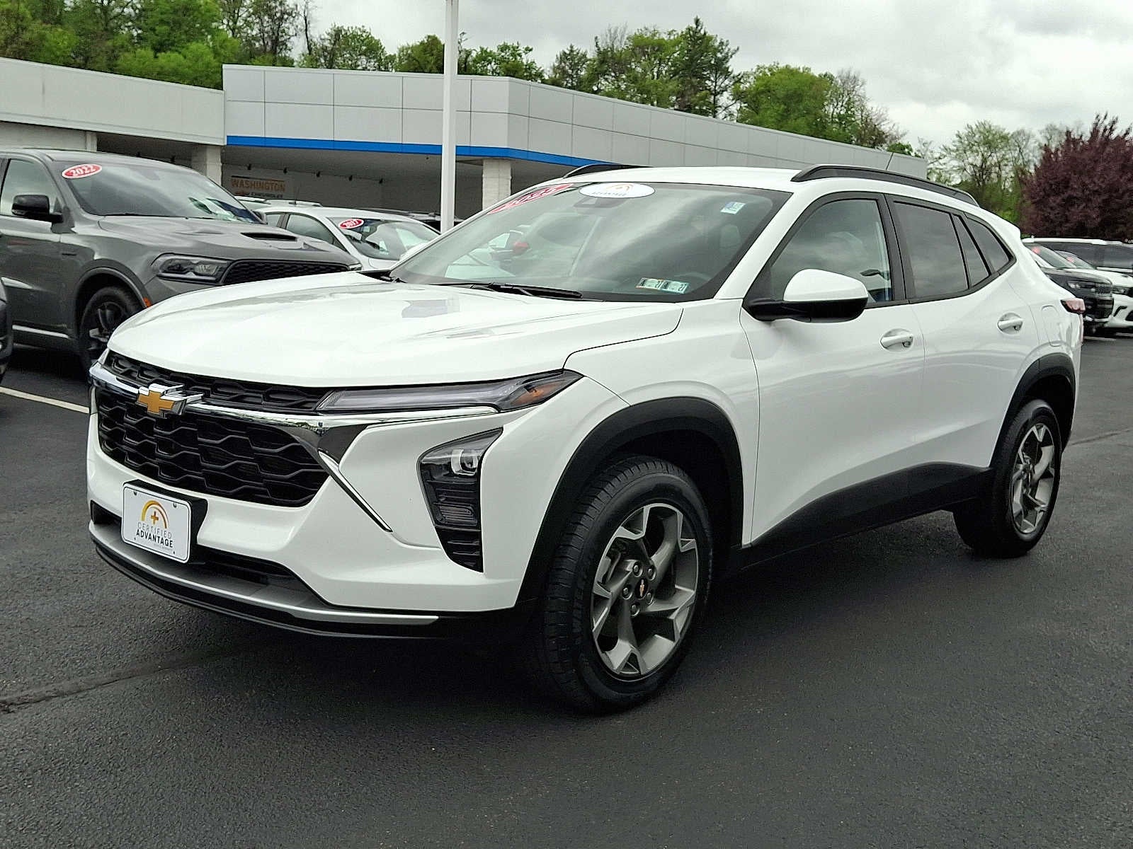 2025 Chevrolet Trax LT