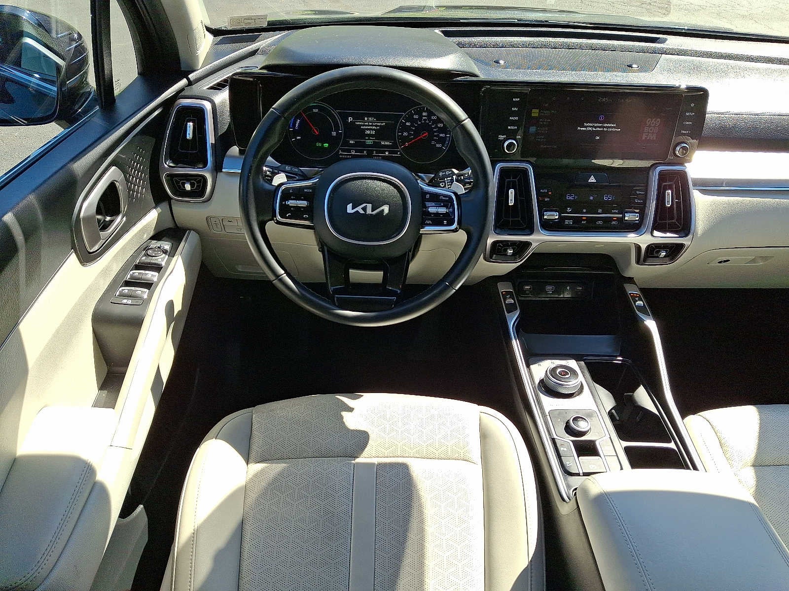 2023 Kia Sorento Hybrid EX