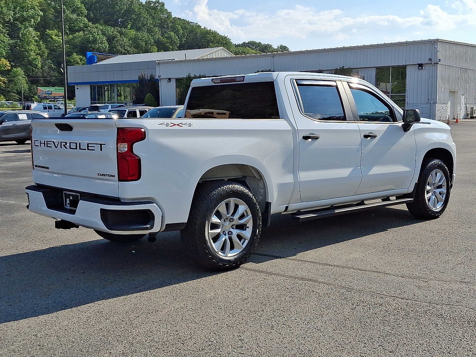2020 Chevrolet Silverado 1500 Custom
