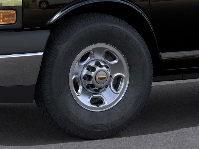 2025 Chevrolet Express Cargo 3500 WT