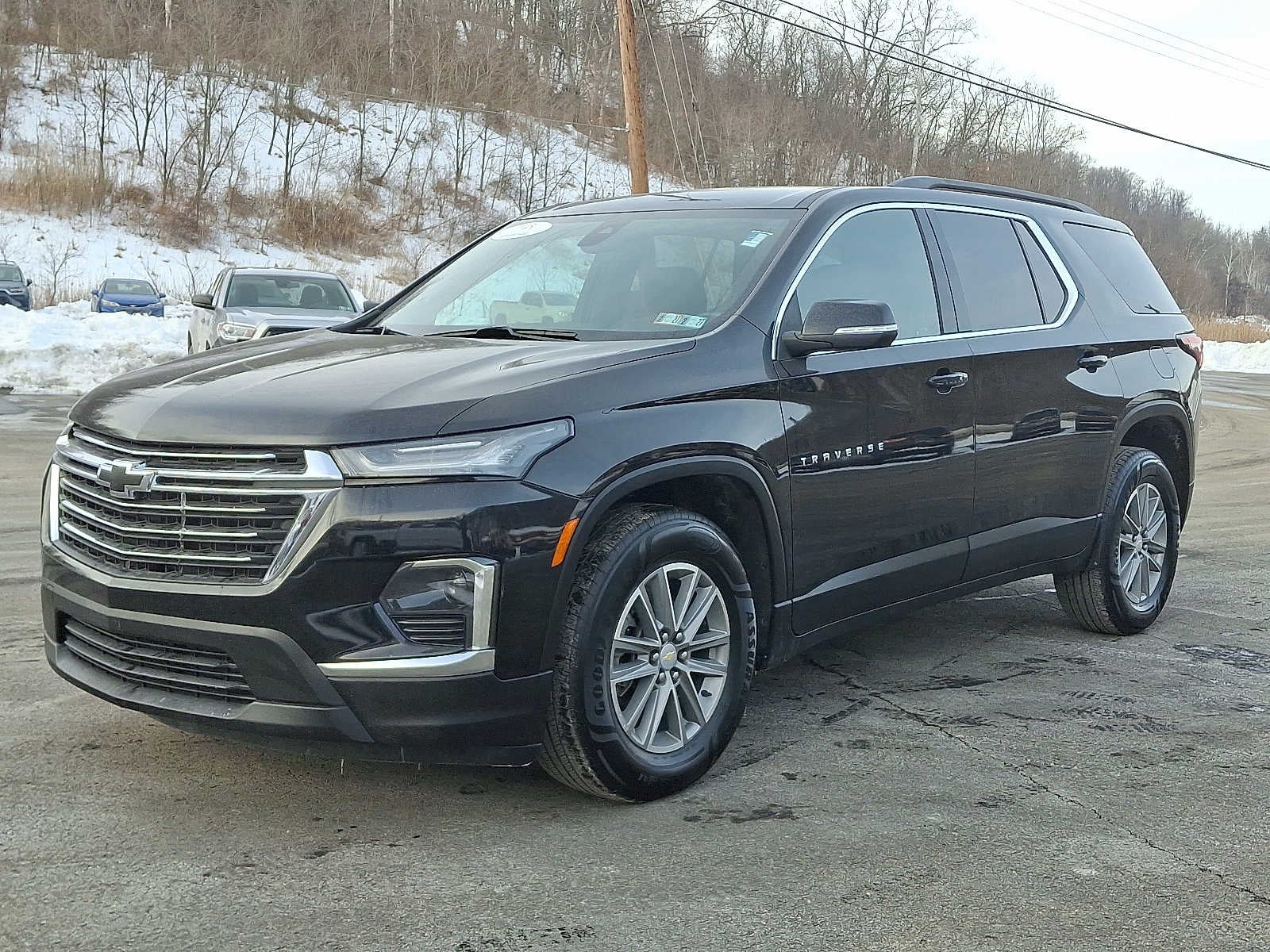 2023 Chevrolet Traverse LT Cloth
