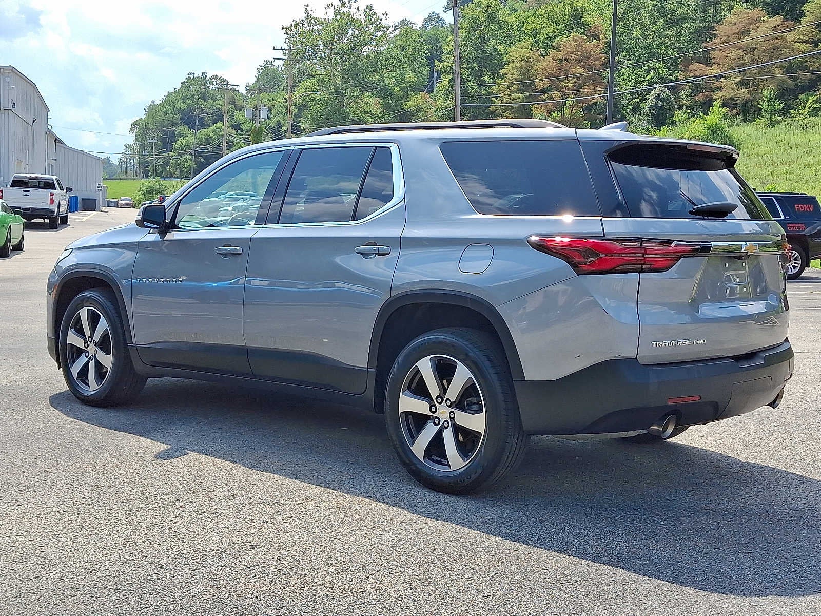 2023 Chevrolet Traverse LT Leather