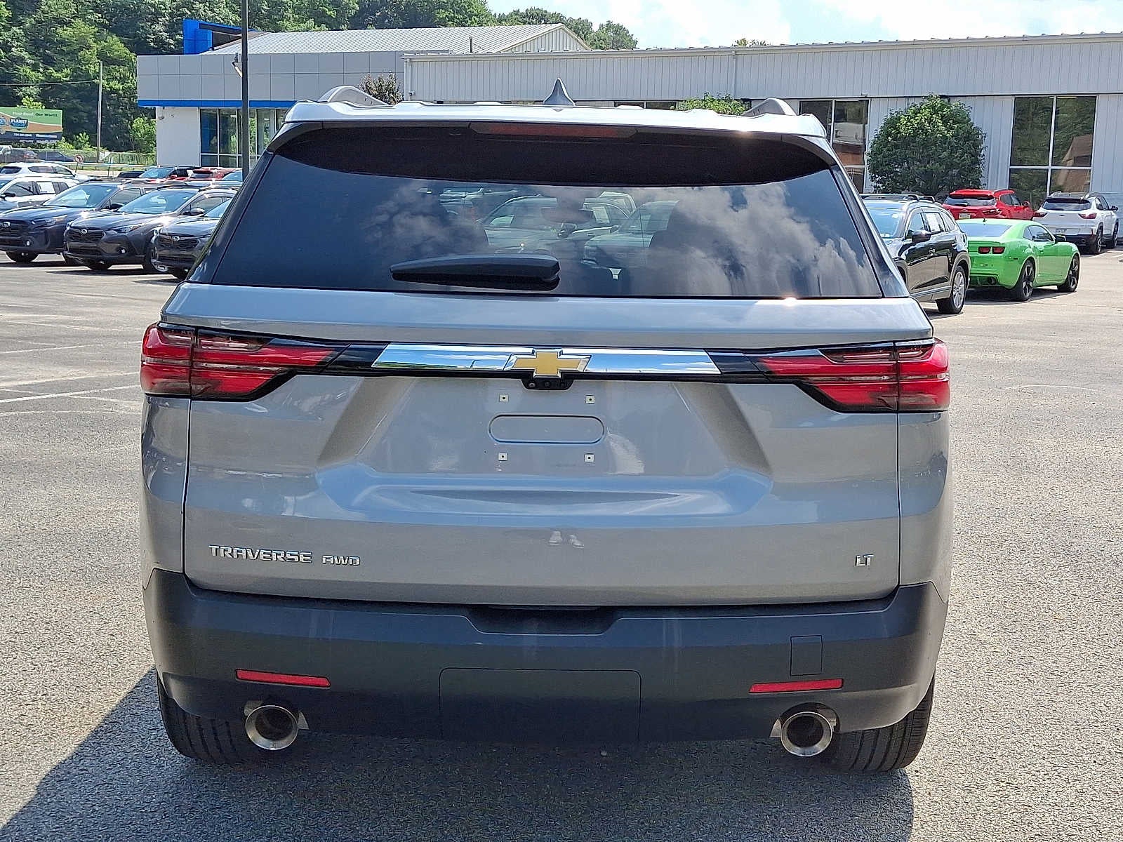 2023 Chevrolet Traverse LT Leather