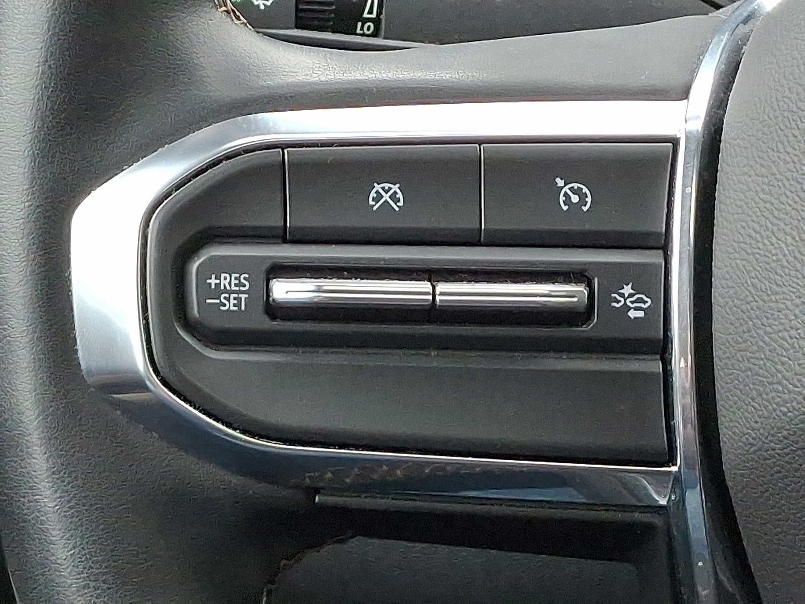 2023 GMC Canyon Denali