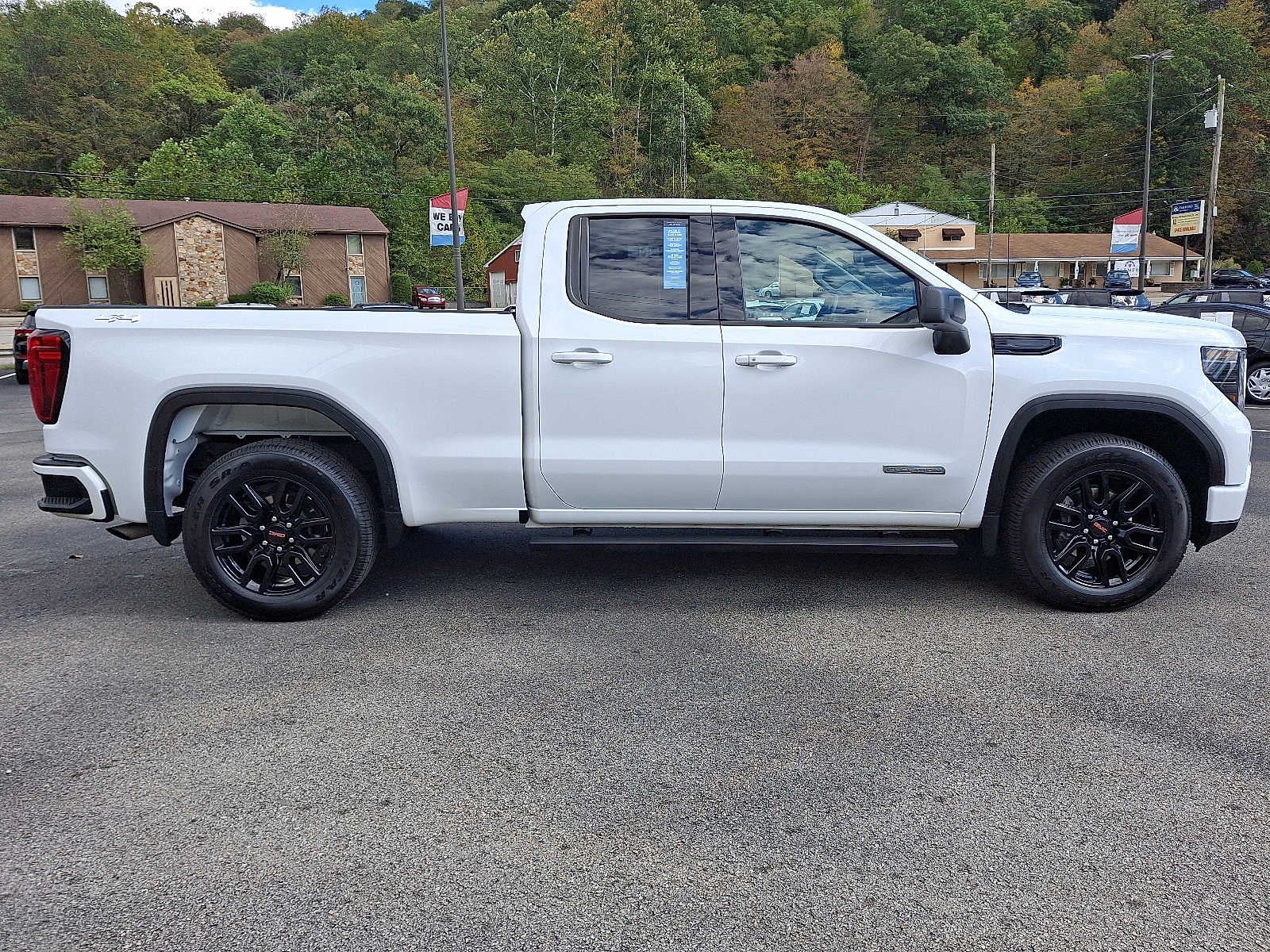 2023 GMC Sierra 1500 Elevation