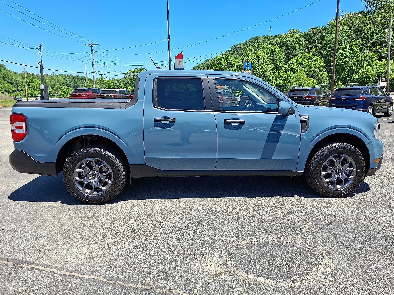 2022 Ford Maverick XL