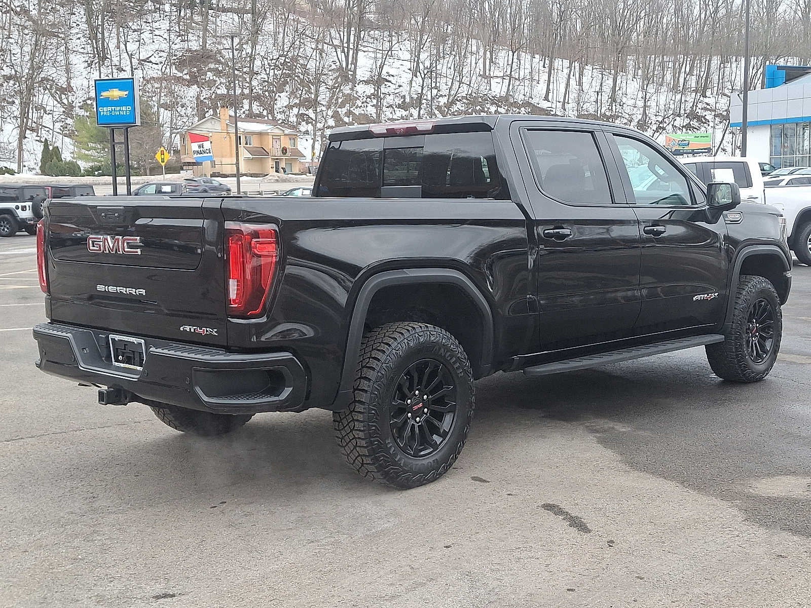 2023 GMC Sierra 1500 AT4X
