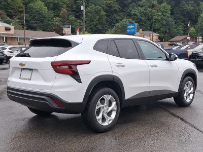 2025 Chevrolet Trax LS
