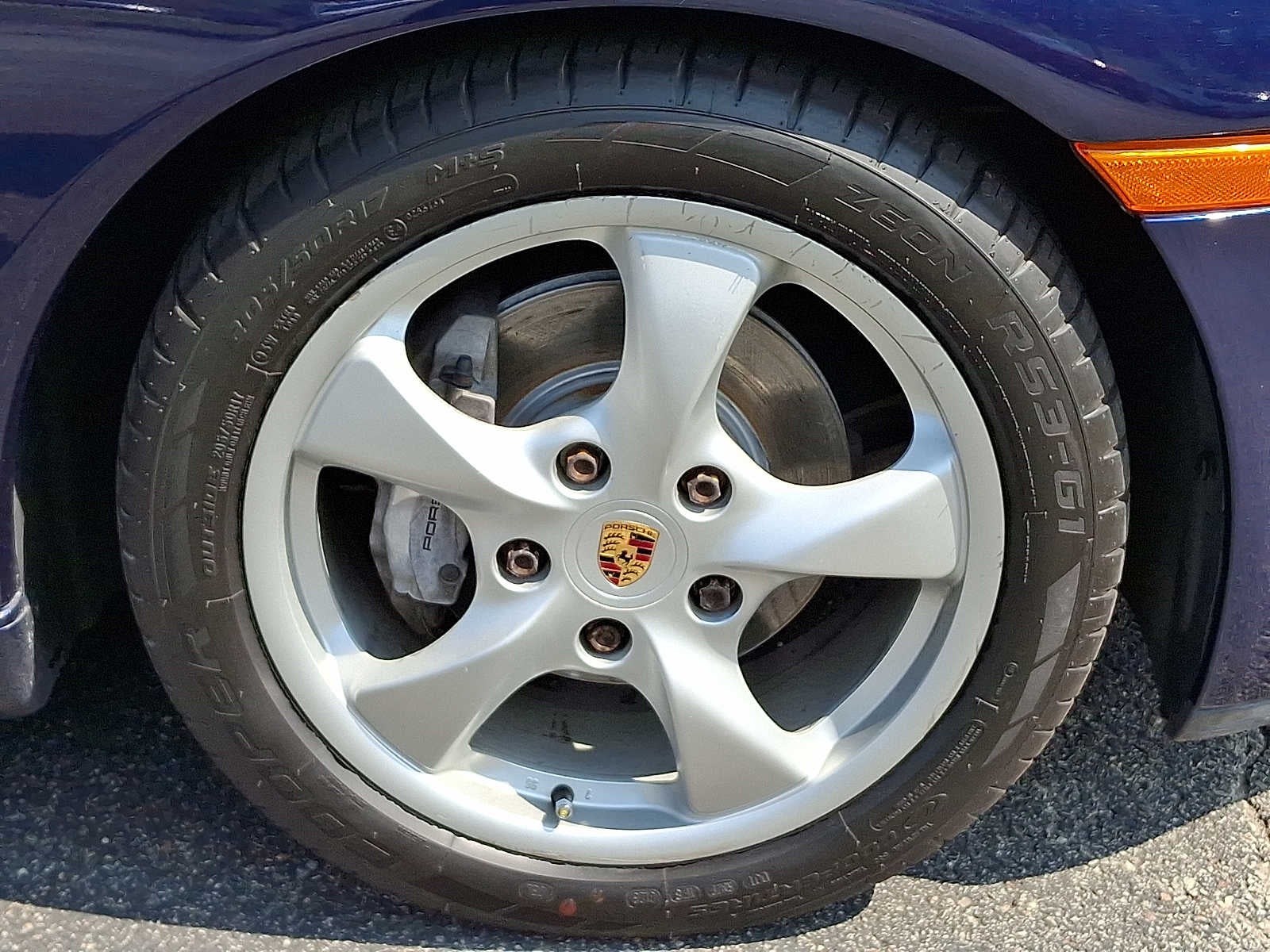 2001 Porsche Boxster Base