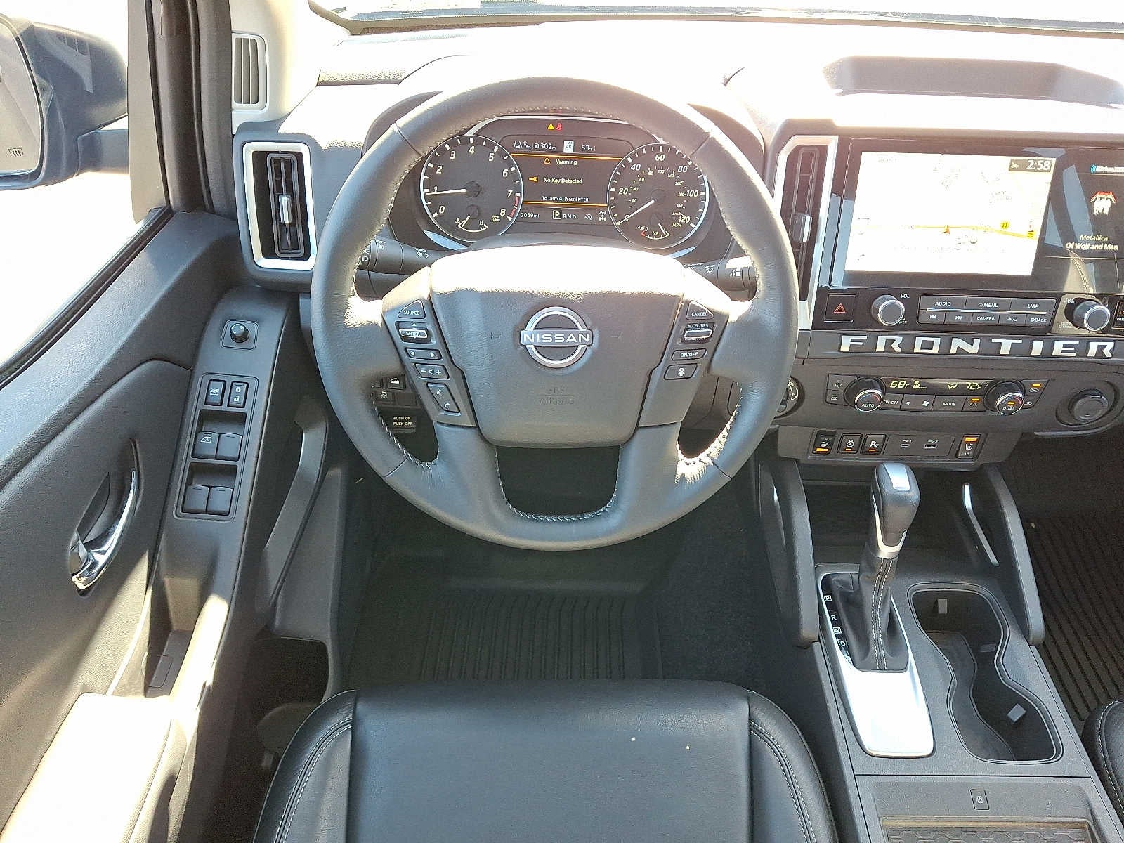 2025 Nissan Frontier SL