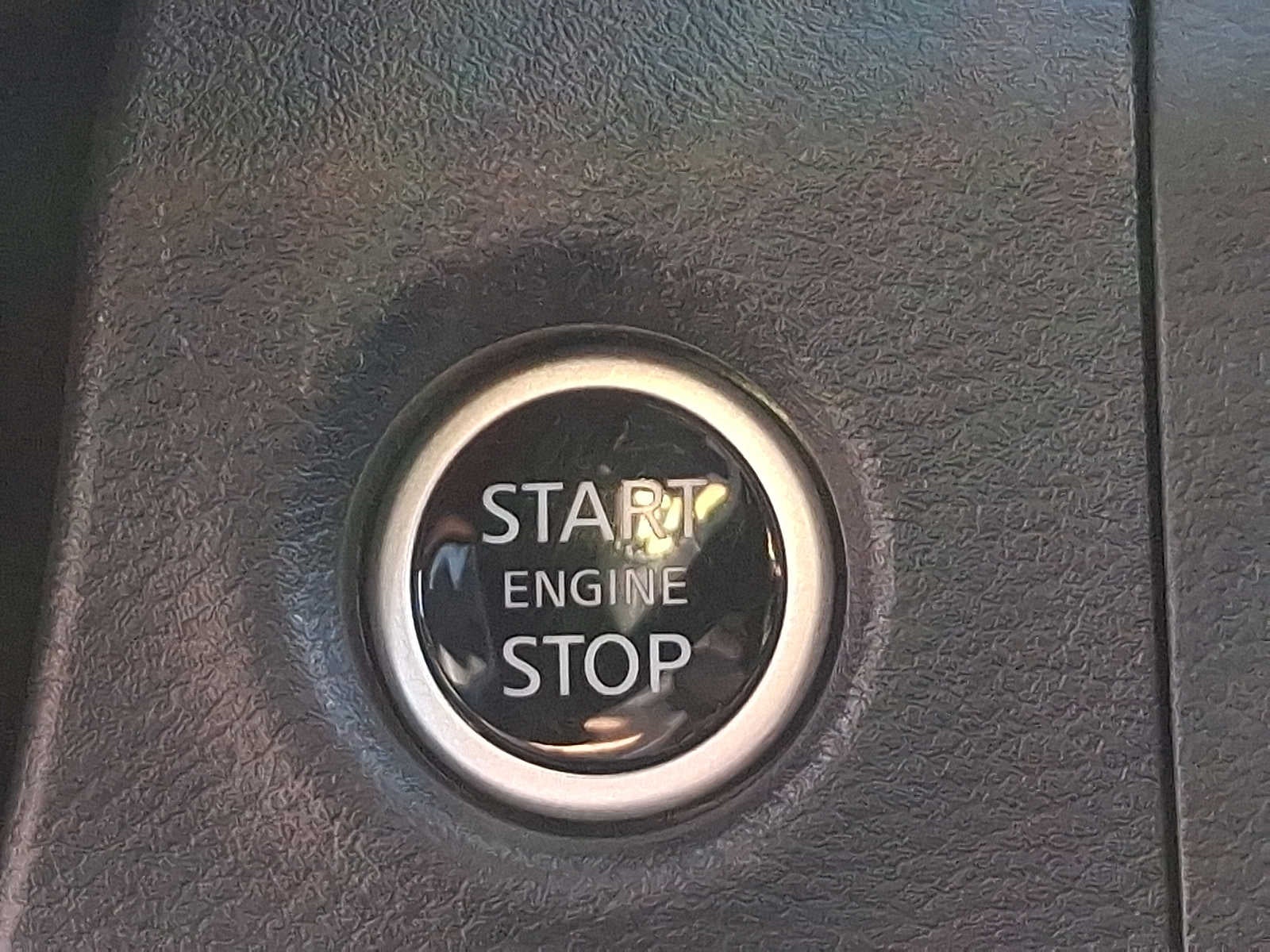 2025 Nissan Frontier SL