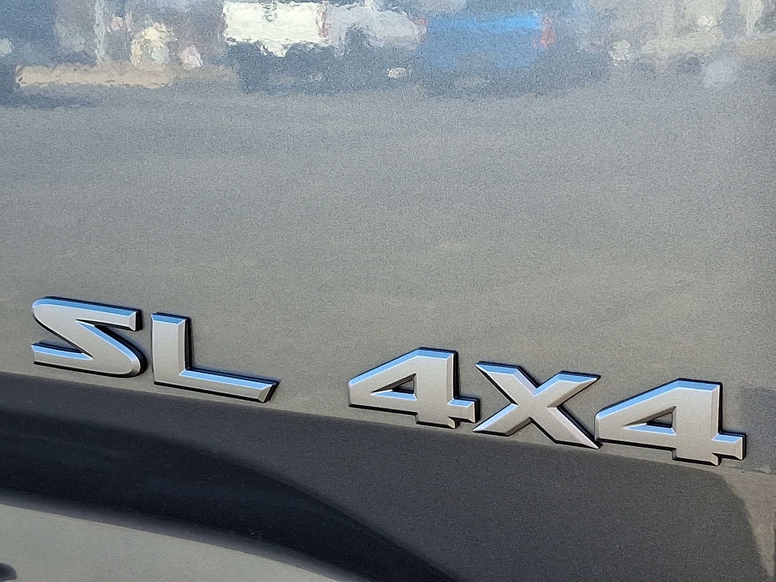 2025 Nissan Frontier SL