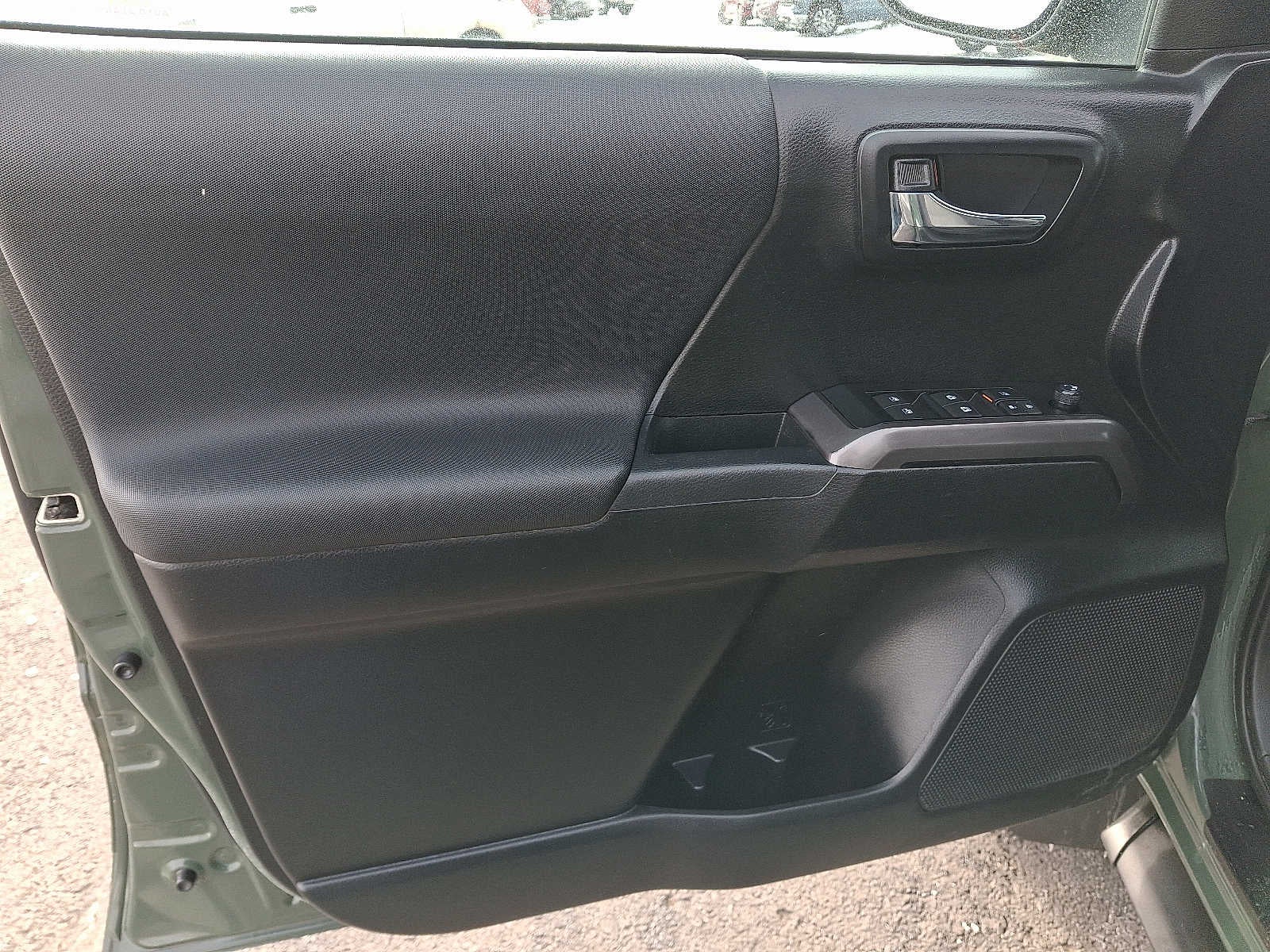 2021 Toyota Tacoma 4WD SR