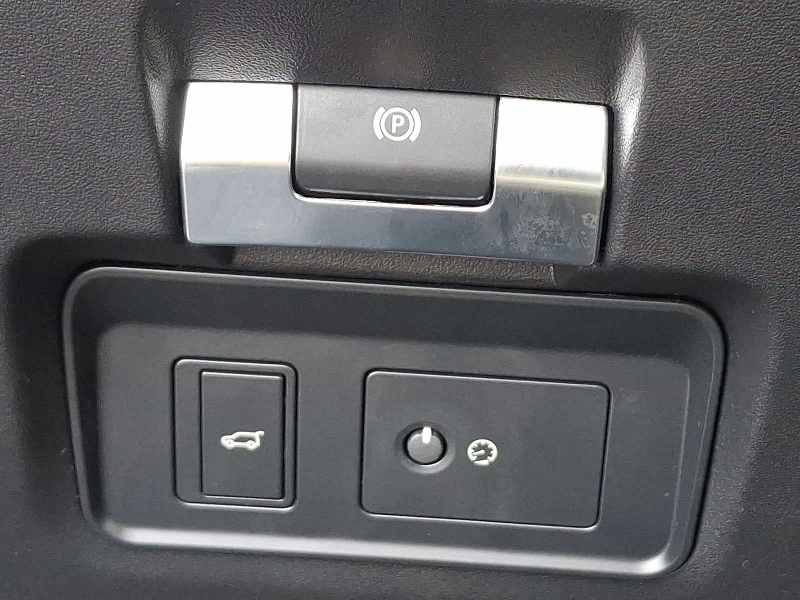 2023 Land Rover Discovery Sport SE