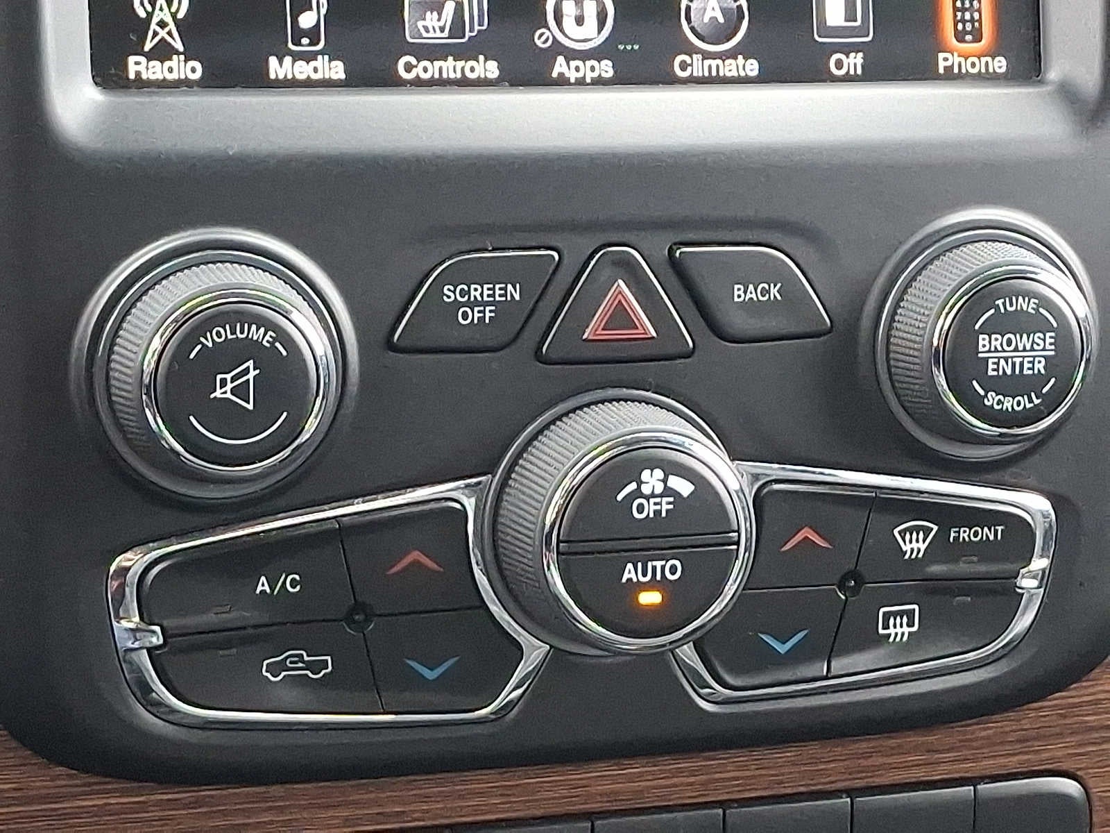 2014 RAM 1500 Laramie