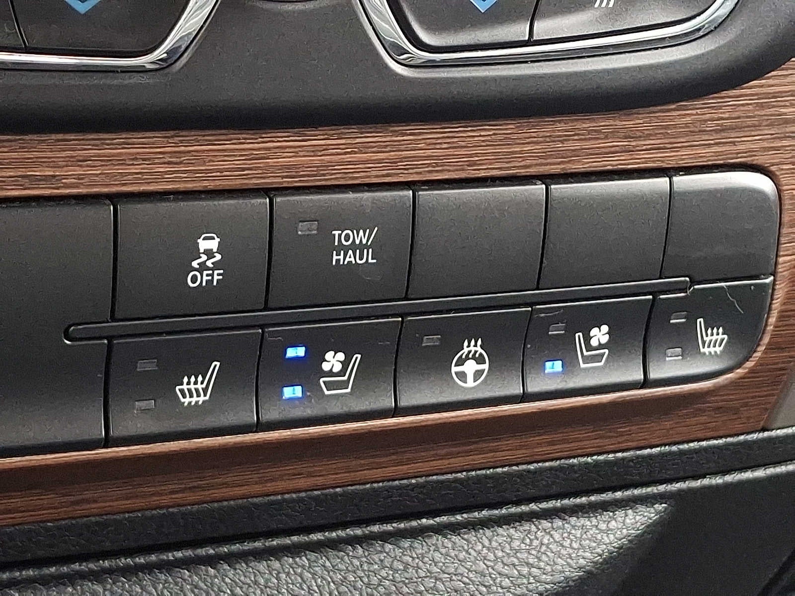 2014 RAM 1500 Laramie