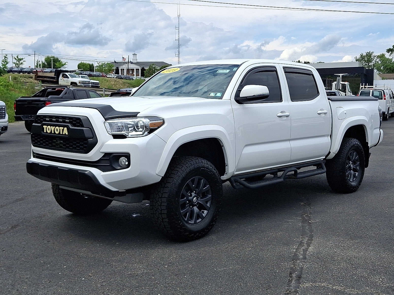 2023 Toyota Tacoma 4WD SR