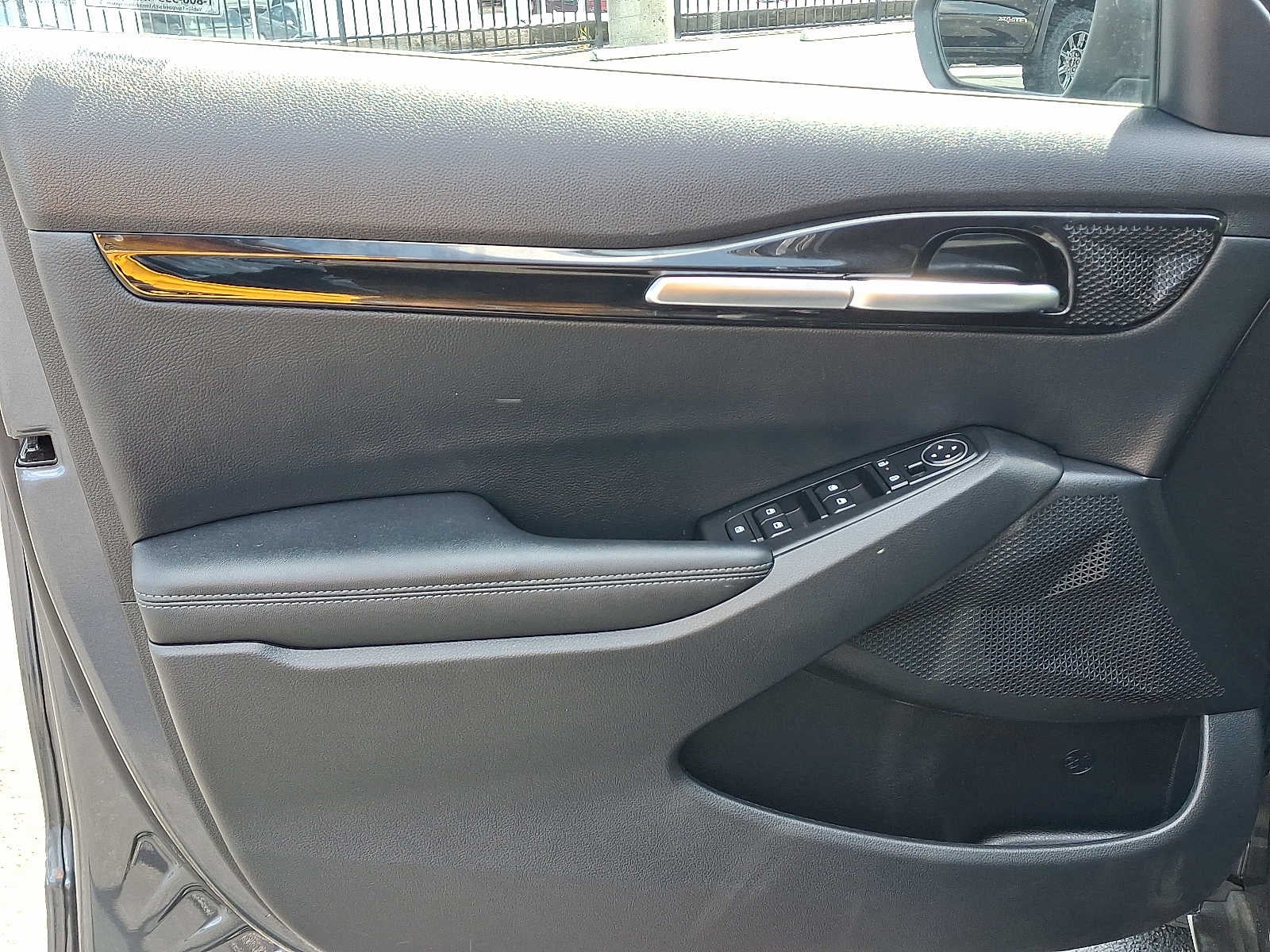 2024 Kia Seltos S - Photo 12