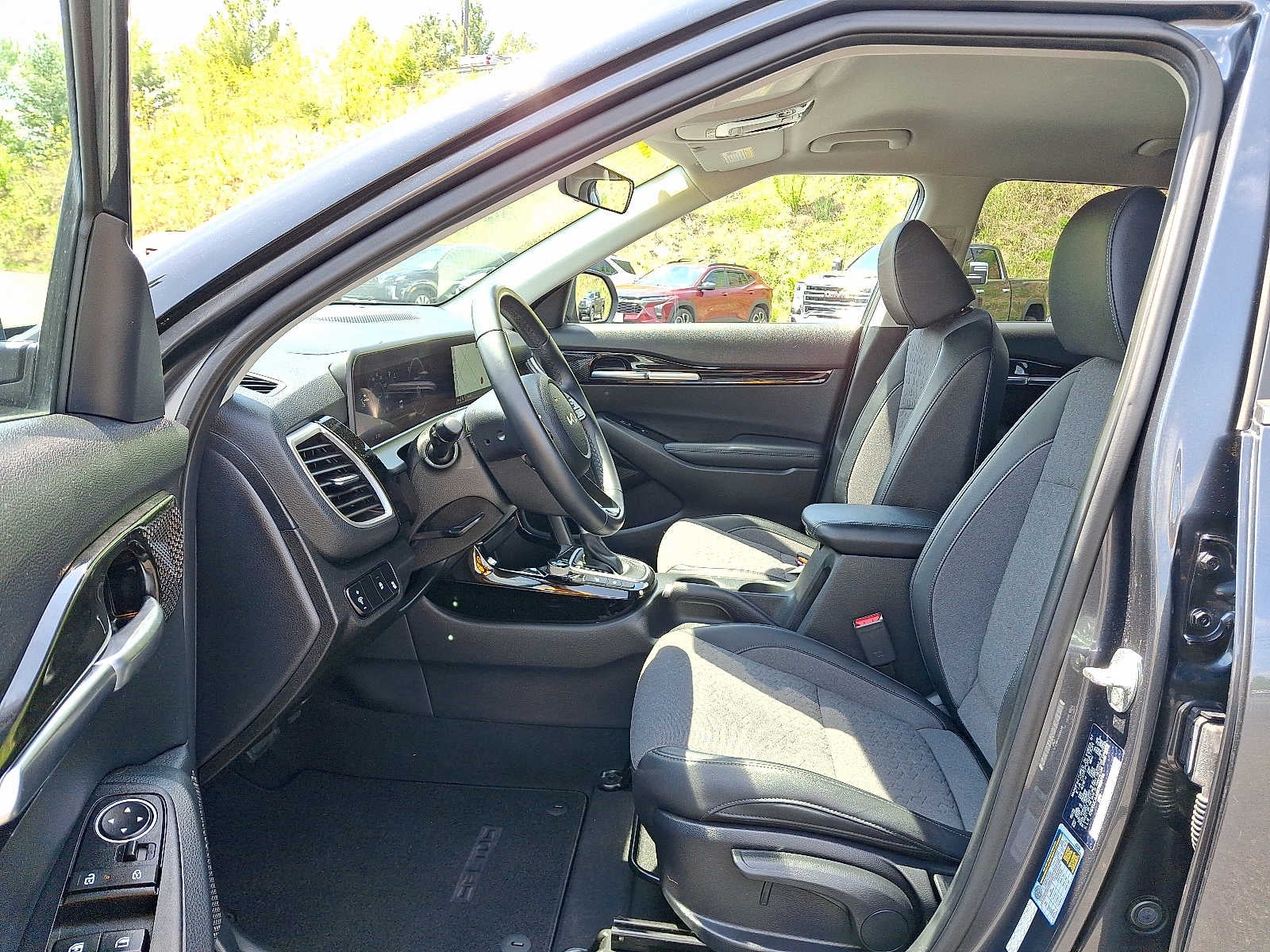 2024 Kia Seltos S - Photo 13