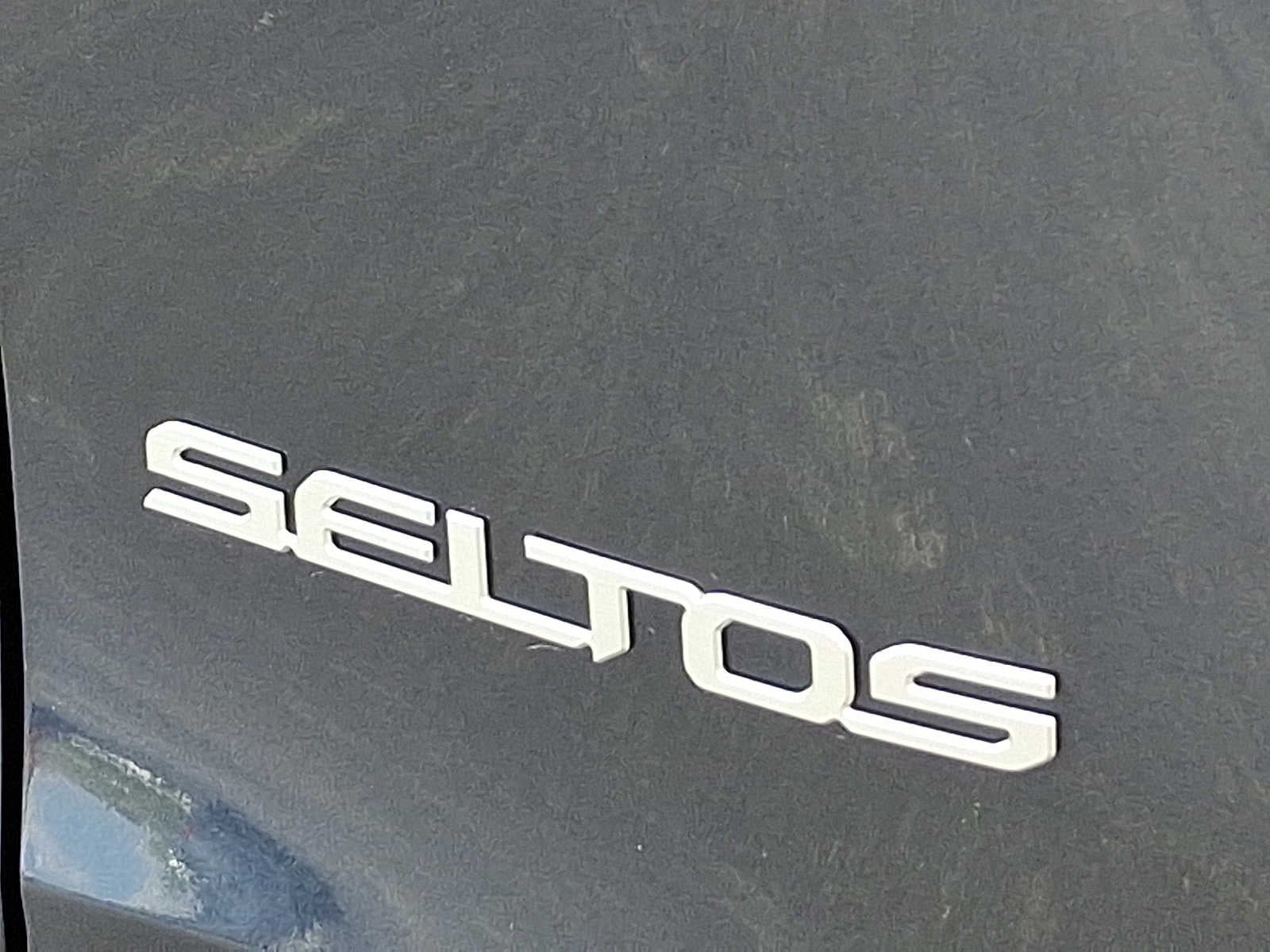 2024 Kia Seltos S - Photo 30