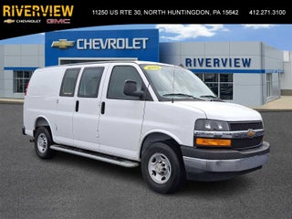 2025 Chevrolet Express Cargo WT