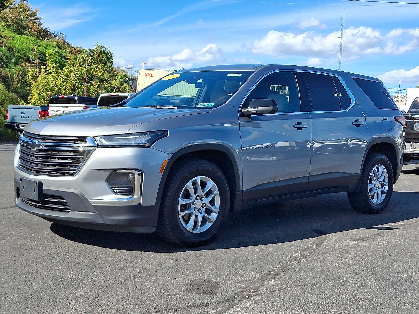 2023 Chevrolet Traverse LS