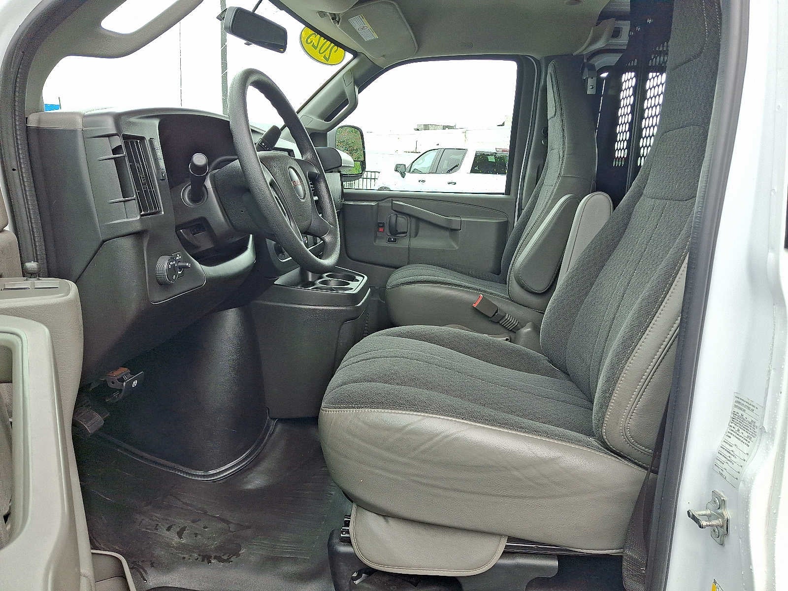 2025 GMC Savana Cargo Work Van