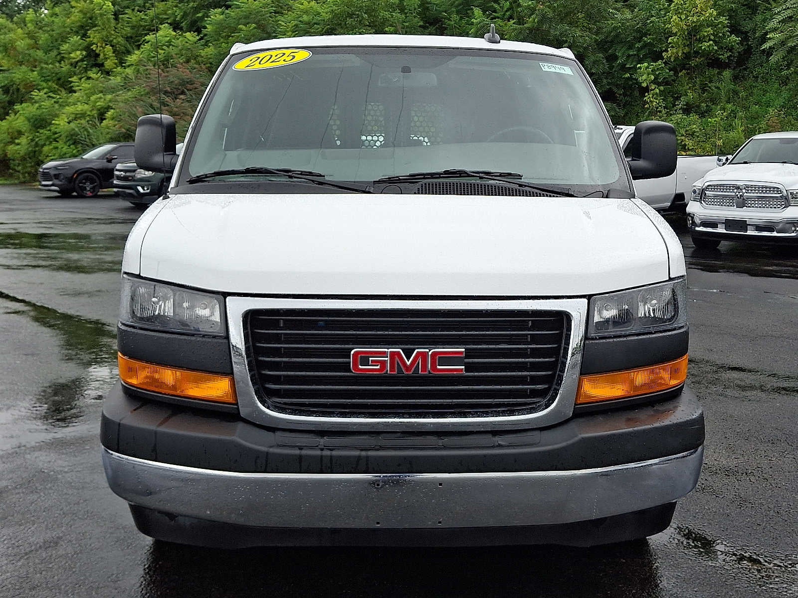 2025 GMC Savana Cargo Work Van