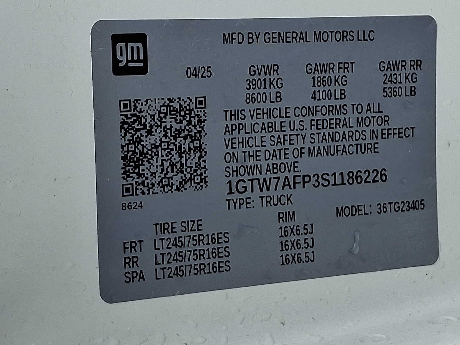 2025 GMC Savana Cargo Work Van