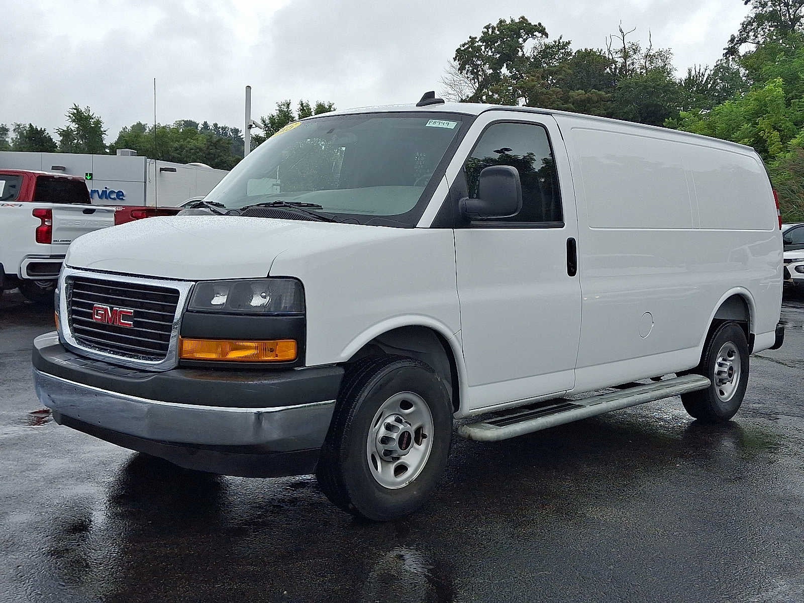 2025 GMC Savana Cargo Work Van
