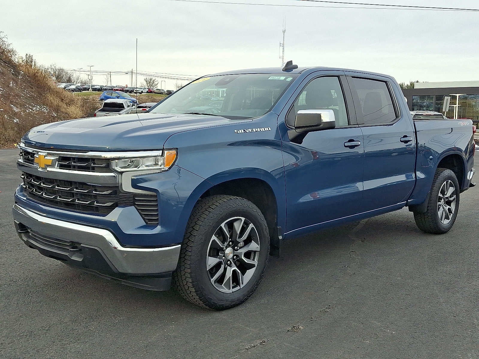 2024 Chevrolet Silverado 1500 LT (2FL)