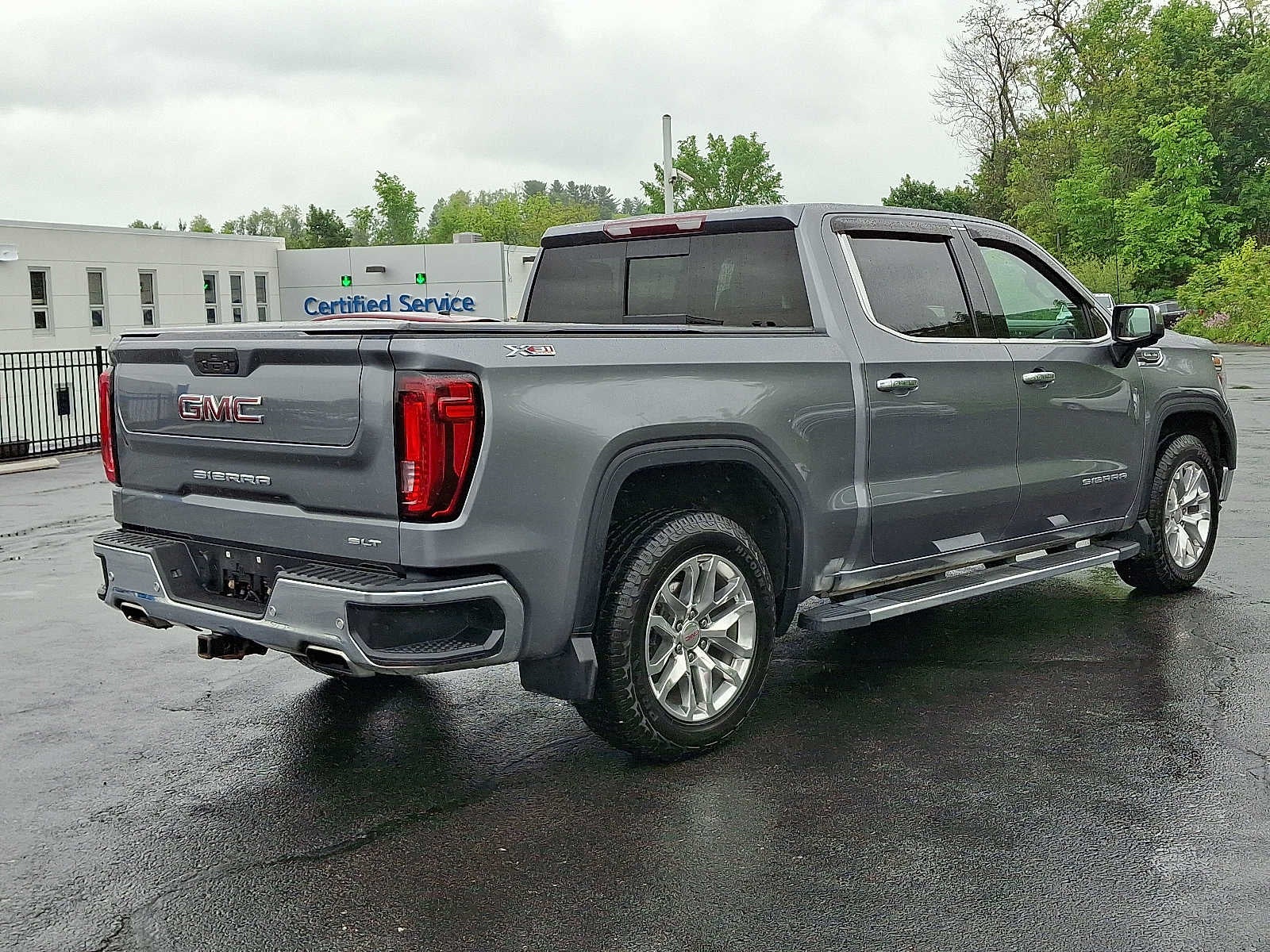 2020 GMC Sierra 1500 SLT